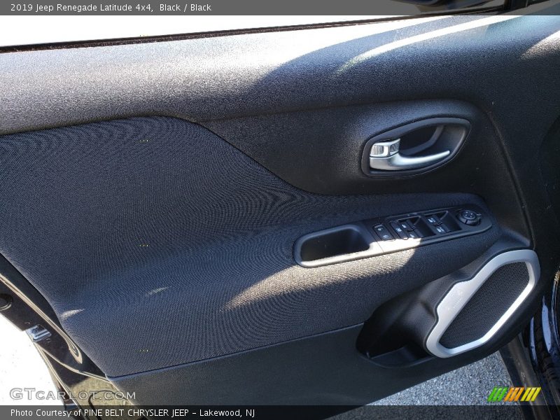 Black / Black 2019 Jeep Renegade Latitude 4x4