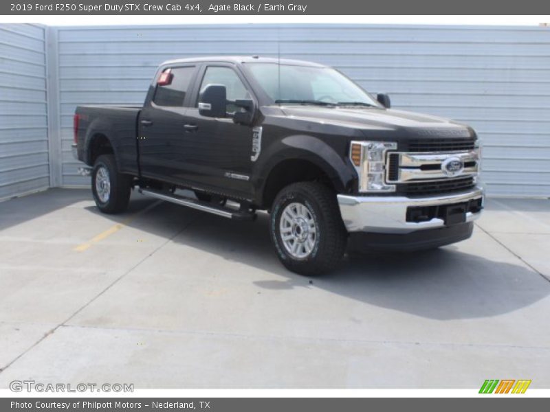 Agate Black / Earth Gray 2019 Ford F250 Super Duty STX Crew Cab 4x4