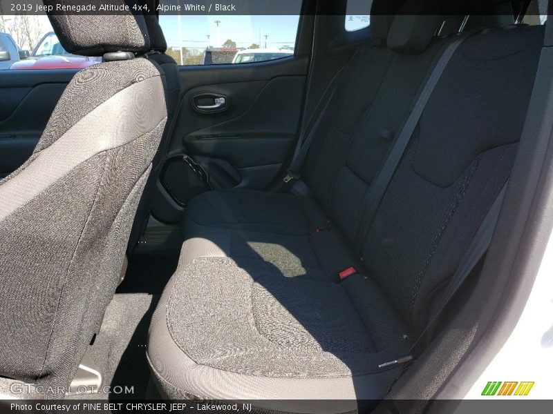 Alpine White / Black 2019 Jeep Renegade Altitude 4x4