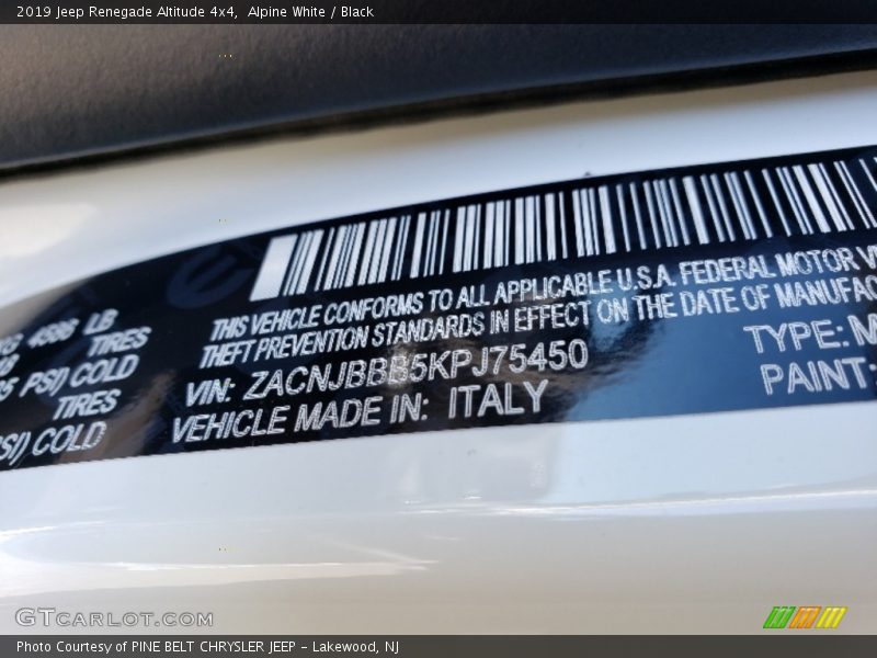Alpine White / Black 2019 Jeep Renegade Altitude 4x4