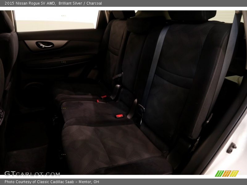 Brilliant Silver / Charcoal 2015 Nissan Rogue SV AWD