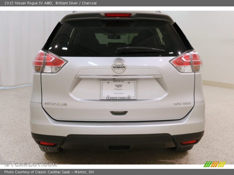 Brilliant Silver / Charcoal 2015 Nissan Rogue SV AWD