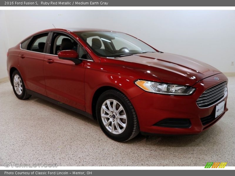 Ruby Red Metallic / Medium Earth Gray 2016 Ford Fusion S