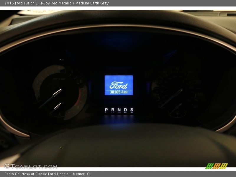 Ruby Red Metallic / Medium Earth Gray 2016 Ford Fusion S