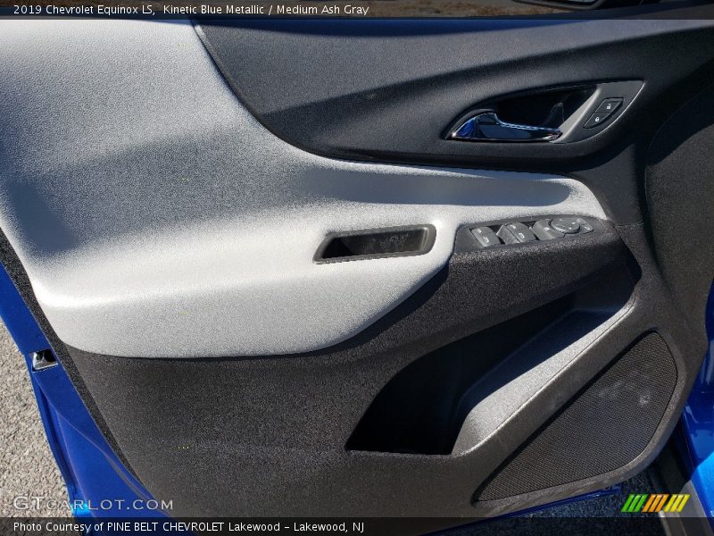 Kinetic Blue Metallic / Medium Ash Gray 2019 Chevrolet Equinox LS