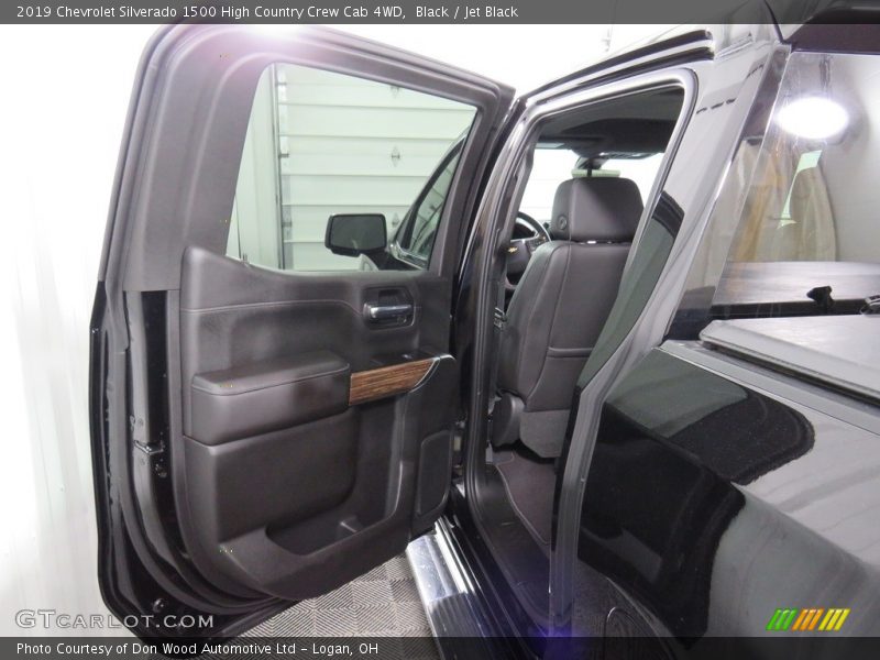 Black / Jet Black 2019 Chevrolet Silverado 1500 High Country Crew Cab 4WD