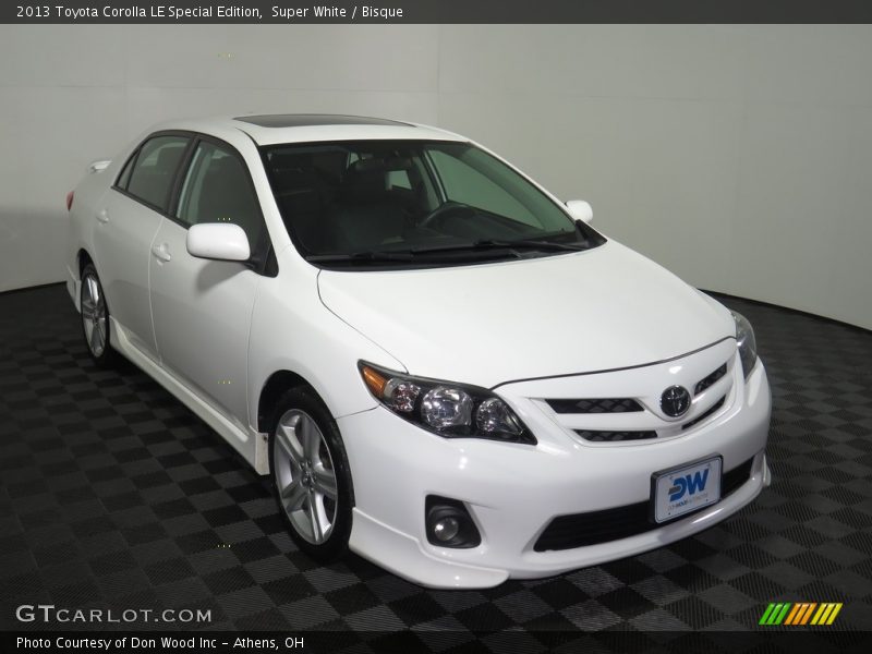 Super White / Bisque 2013 Toyota Corolla LE Special Edition