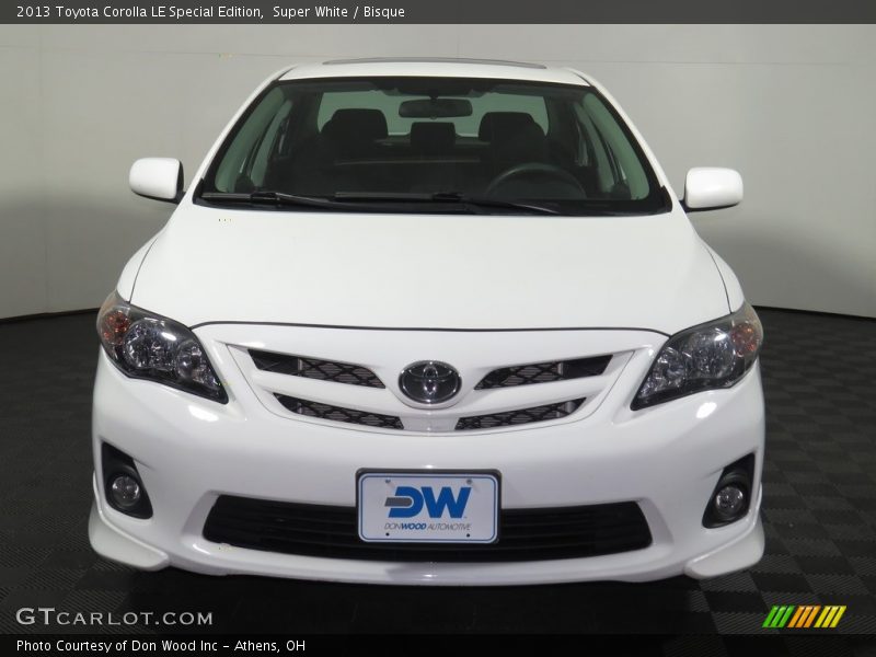 Super White / Bisque 2013 Toyota Corolla LE Special Edition