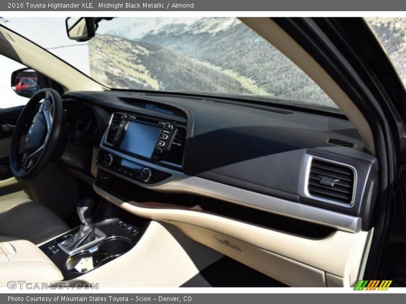 Midnight Black Metallic / Almond 2016 Toyota Highlander XLE