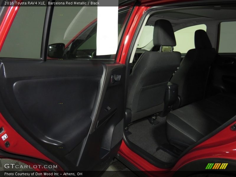 Barcelona Red Metallic / Black 2016 Toyota RAV4 XLE