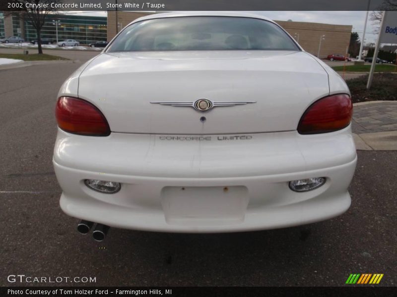 Stone White / Taupe 2002 Chrysler Concorde Limited