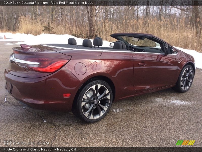 Rioja Red Metallic / Jet Black 2019 Buick Cascada Premium