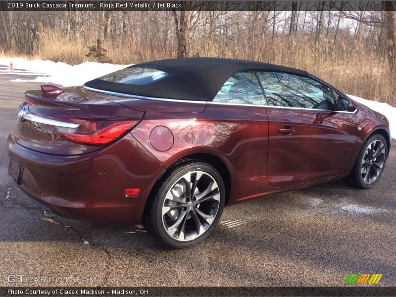 Rioja Red Metallic / Jet Black 2019 Buick Cascada Premium