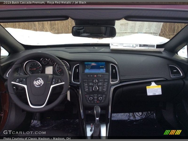 Dashboard of 2019 Cascada Premium