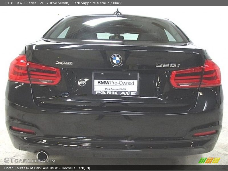 Black Sapphire Metallic / Black 2018 BMW 3 Series 320i xDrive Sedan