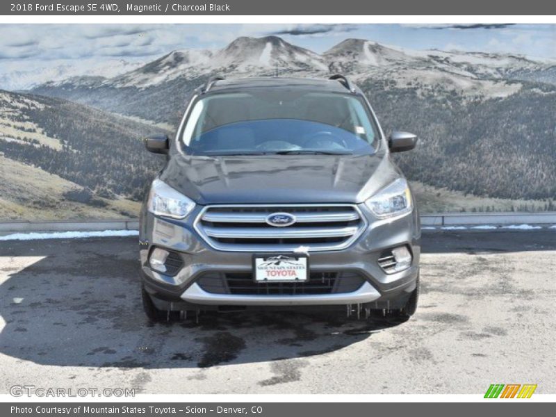 Magnetic / Charcoal Black 2018 Ford Escape SE 4WD