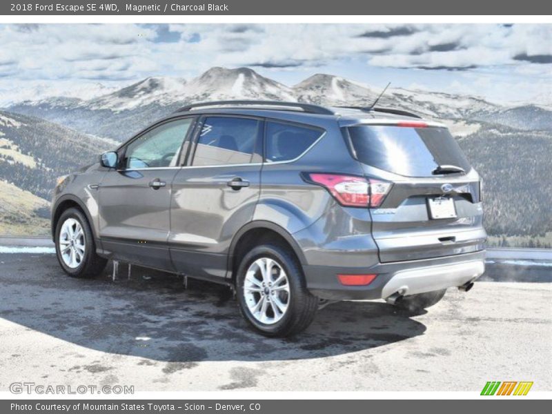 Magnetic / Charcoal Black 2018 Ford Escape SE 4WD