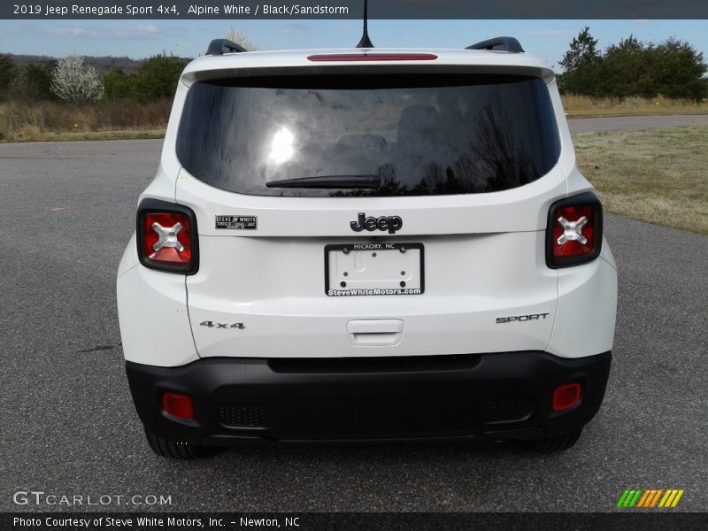Alpine White / Black/Sandstorm 2019 Jeep Renegade Sport 4x4