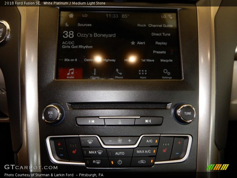 White Platinum / Medium Light Stone 2018 Ford Fusion SE