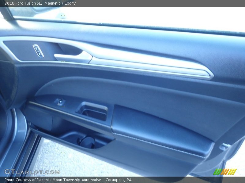 Magnetic / Ebony 2018 Ford Fusion SE