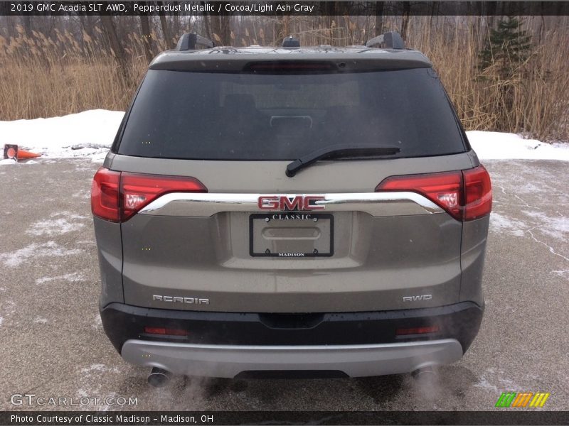 Pepperdust Metallic / Cocoa/Light Ash Gray 2019 GMC Acadia SLT AWD