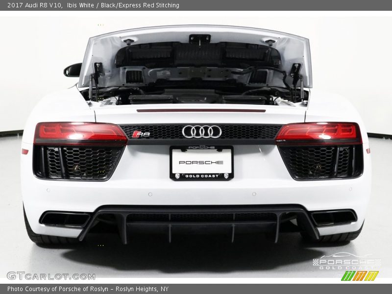 Ibis White / Black/Express Red Stitching 2017 Audi R8 V10