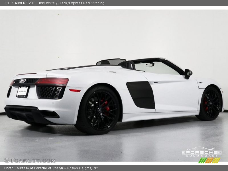 Ibis White / Black/Express Red Stitching 2017 Audi R8 V10