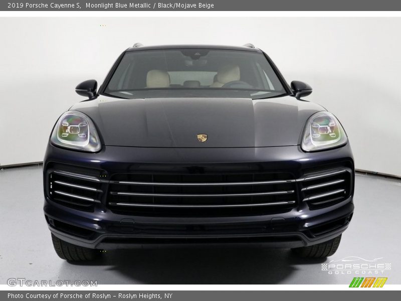 Moonlight Blue Metallic / Black/Mojave Beige 2019 Porsche Cayenne S