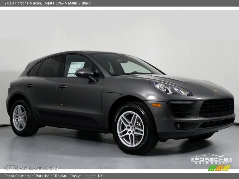 Agate Grey Metallic / Black 2018 Porsche Macan