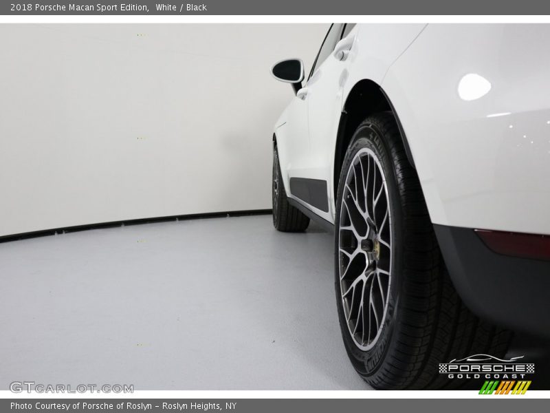 White / Black 2018 Porsche Macan Sport Edition