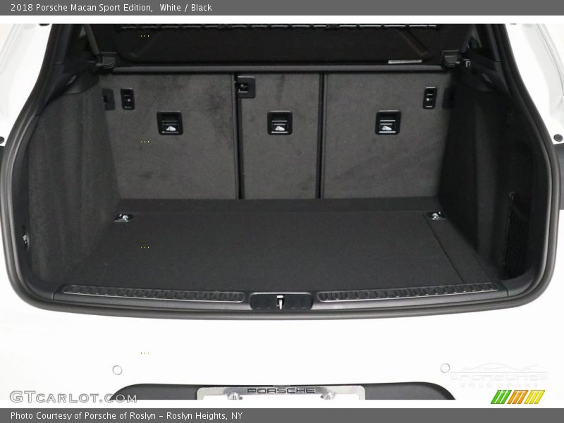 White / Black 2018 Porsche Macan Sport Edition