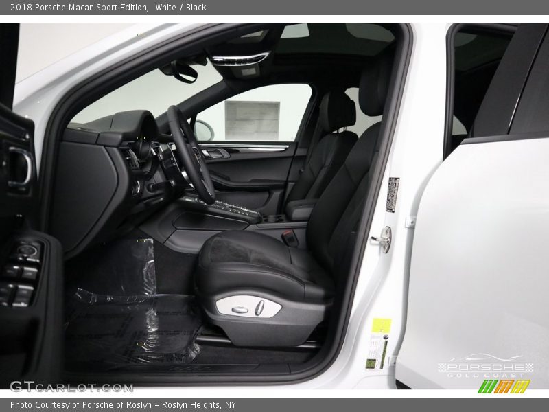 White / Black 2018 Porsche Macan Sport Edition