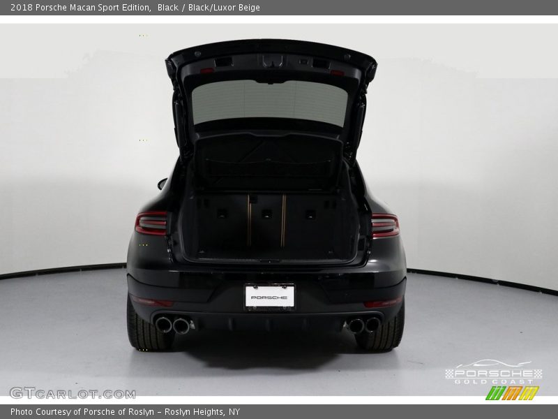 Black / Black/Luxor Beige 2018 Porsche Macan Sport Edition