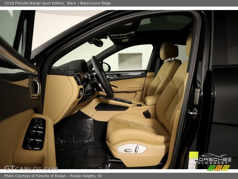 Black / Black/Luxor Beige 2018 Porsche Macan Sport Edition