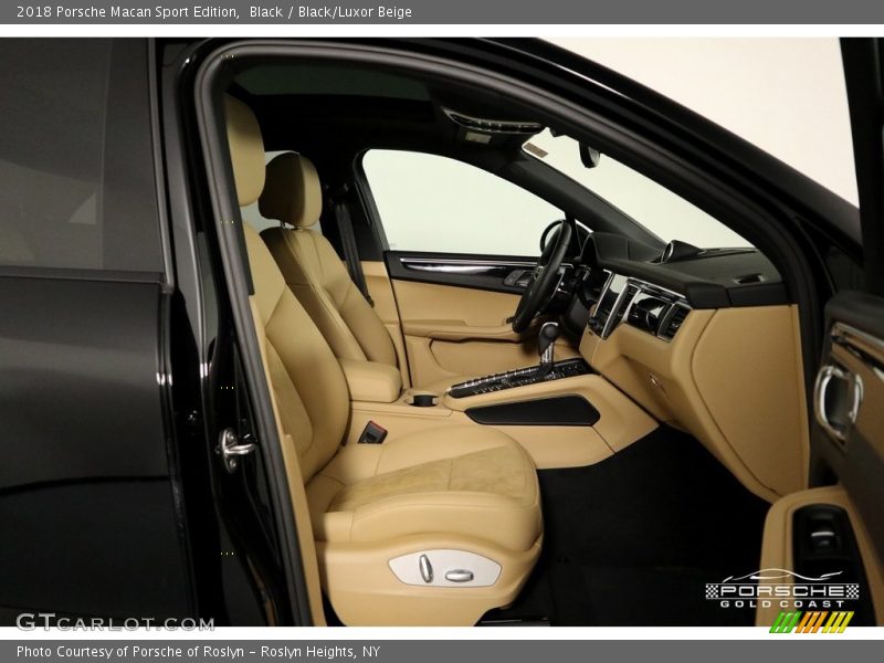 Black / Black/Luxor Beige 2018 Porsche Macan Sport Edition