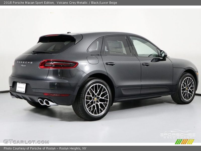 Volcano Grey Metallic / Black/Luxor Beige 2018 Porsche Macan Sport Edition