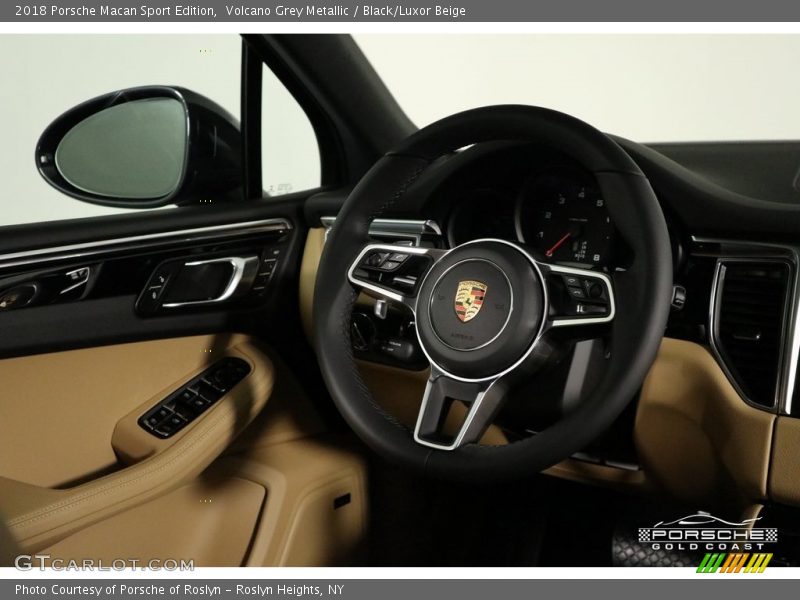 Volcano Grey Metallic / Black/Luxor Beige 2018 Porsche Macan Sport Edition