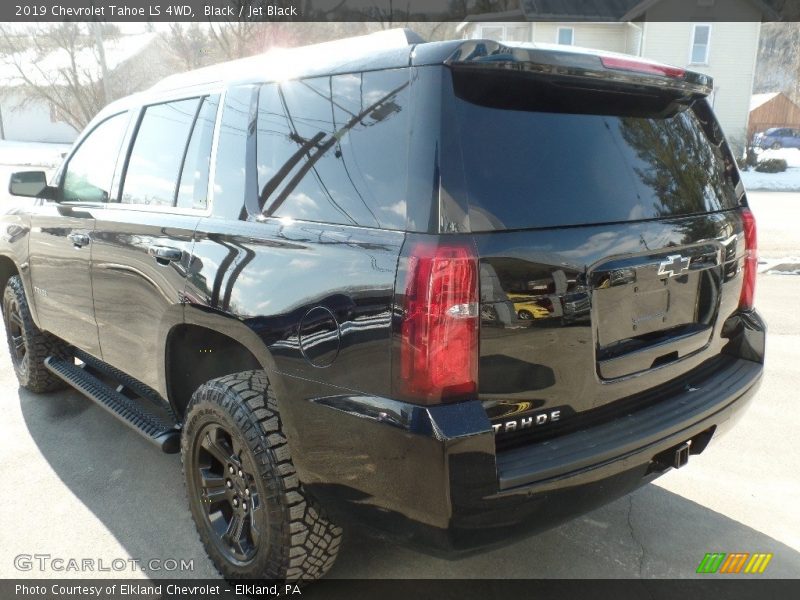 Black / Jet Black 2019 Chevrolet Tahoe LS 4WD