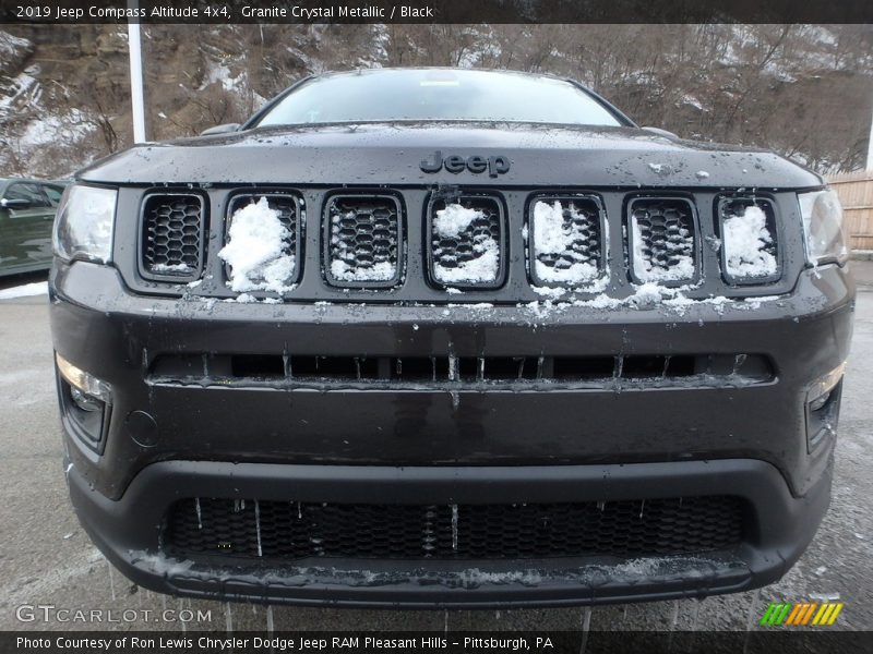 Granite Crystal Metallic / Black 2019 Jeep Compass Altitude 4x4