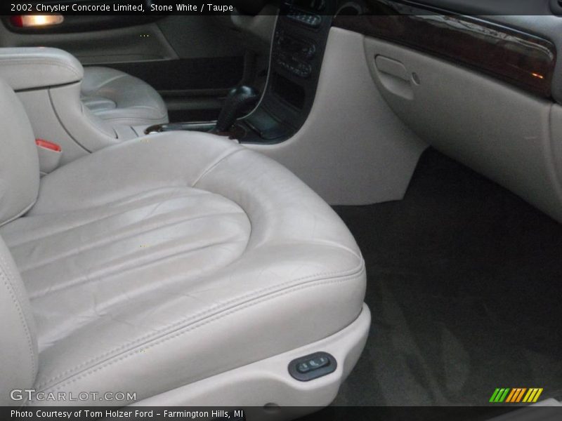 Stone White / Taupe 2002 Chrysler Concorde Limited