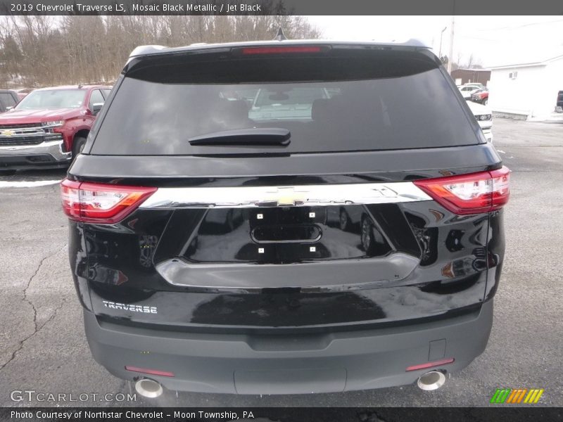 Mosaic Black Metallic / Jet Black 2019 Chevrolet Traverse LS