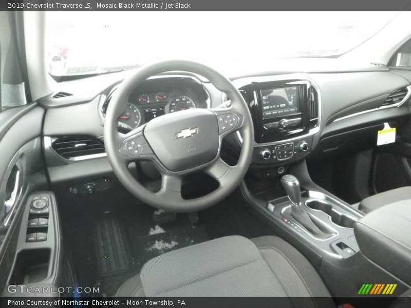 Mosaic Black Metallic / Jet Black 2019 Chevrolet Traverse LS
