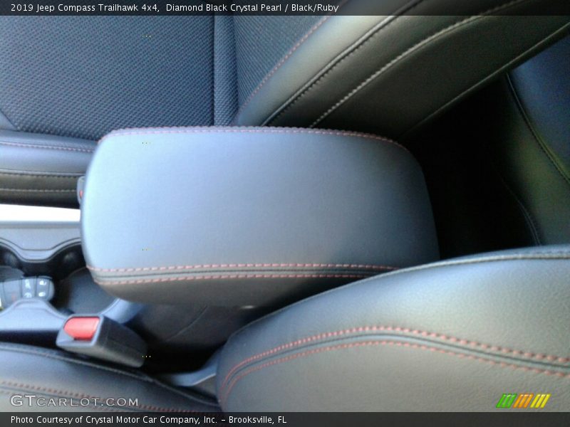 Diamond Black Crystal Pearl / Black/Ruby 2019 Jeep Compass Trailhawk 4x4