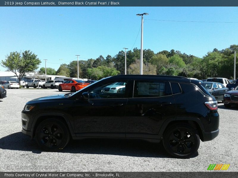 Diamond Black Crystal Pearl / Black 2019 Jeep Compass Latitude