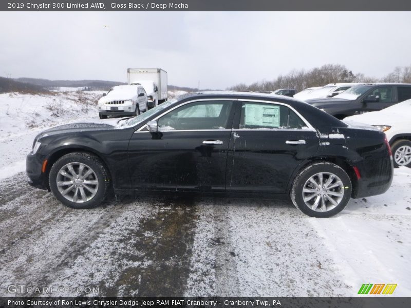 Gloss Black / Deep Mocha 2019 Chrysler 300 Limited AWD