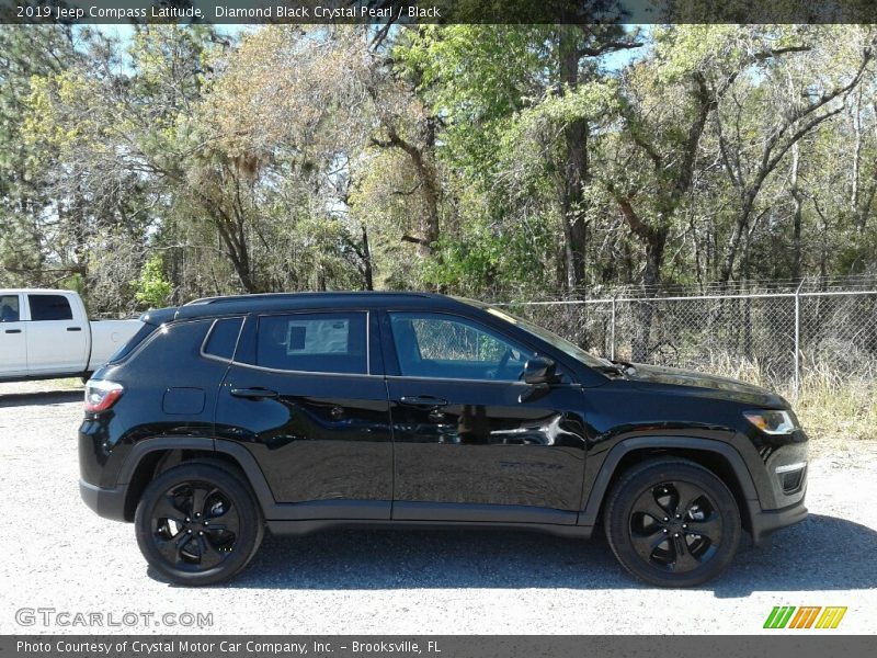 Diamond Black Crystal Pearl / Black 2019 Jeep Compass Latitude