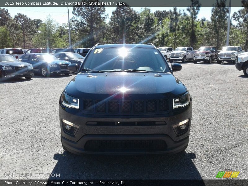 Diamond Black Crystal Pearl / Black 2019 Jeep Compass Latitude