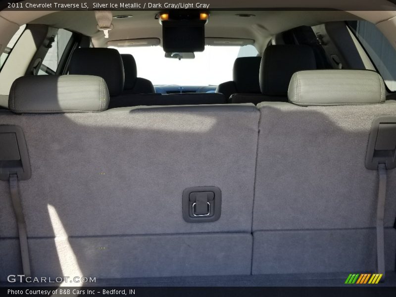 Silver Ice Metallic / Dark Gray/Light Gray 2011 Chevrolet Traverse LS