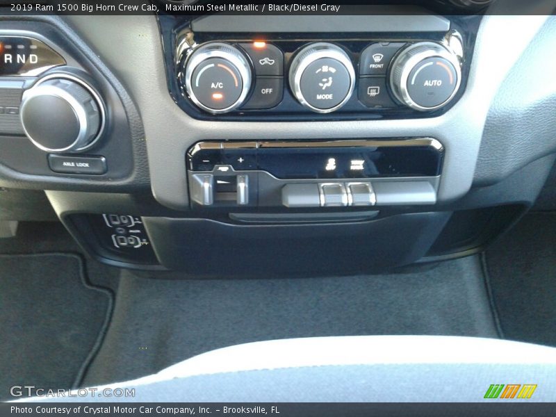 Maximum Steel Metallic / Black/Diesel Gray 2019 Ram 1500 Big Horn Crew Cab