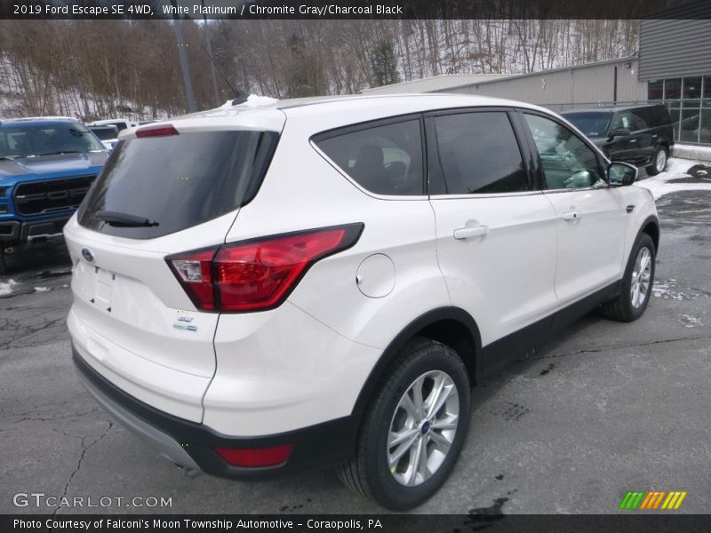 White Platinum / Chromite Gray/Charcoal Black 2019 Ford Escape SE 4WD
